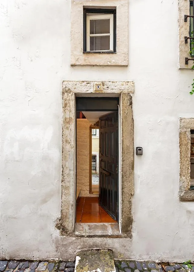 Holiday home Casa Aurora - Bairro Tipico A Minutos Do Terreiro Villa Lisbon